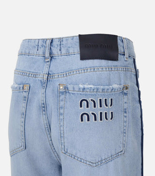 High-Waisted Jeans