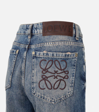 High-Waisted Jeans