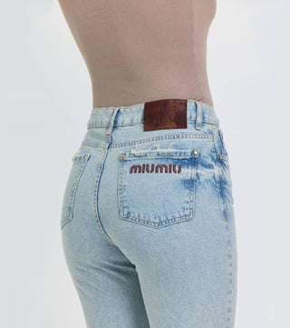 High-waist jeans