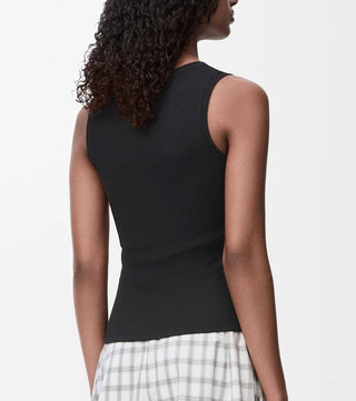 Back of model wear Black ribbed cotton top - CALIENTE